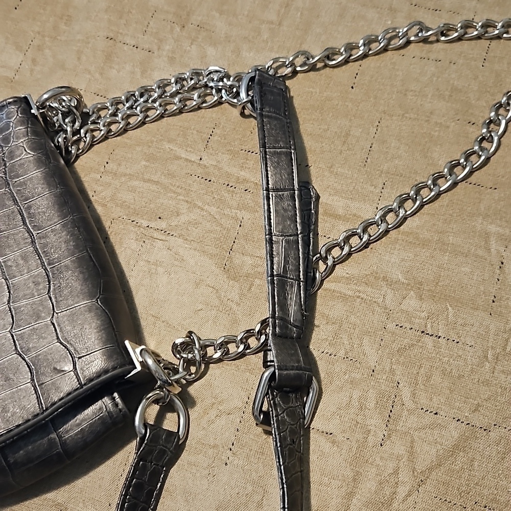 Bebe Silver Pewter Faux Leather Baguette Bag - Picture 3 of 9